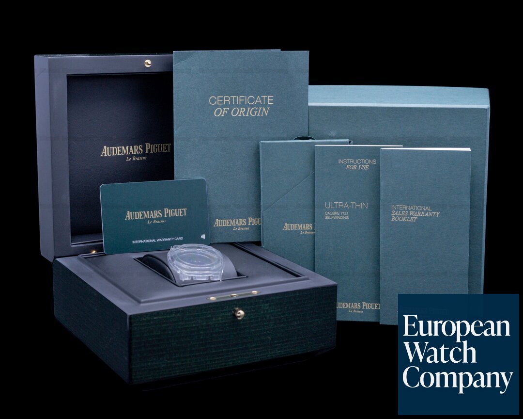 Audemars Piguet Royal Oak Extra Thin 50th Anniversary Blue Dial SS 16202ST Ref. 16202ST.OO.1240ST.01
