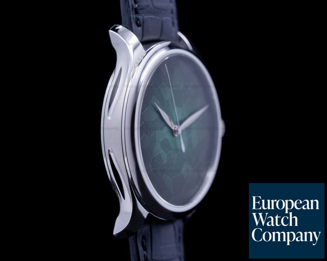 H. Moser and Cie. Endeavour Centre Seconds Concept Green Mosaic Dial LIMITED Ref. 1200-1221