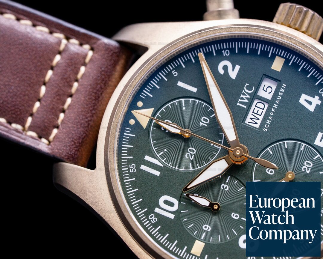 IWC Pilots Watch Chronograph Spitfire Automatic Bronze Green Dial Ref. IW387902
