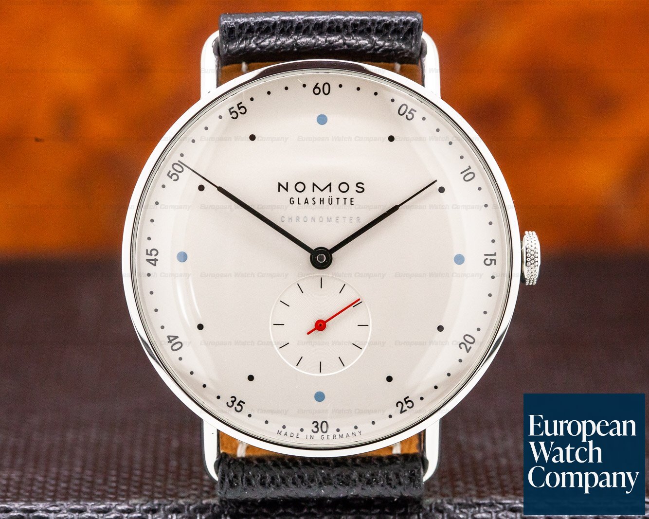 Nomos Metro 38.5 Hodinkee Limited Edition Chronometer Ref. 1109.565/100