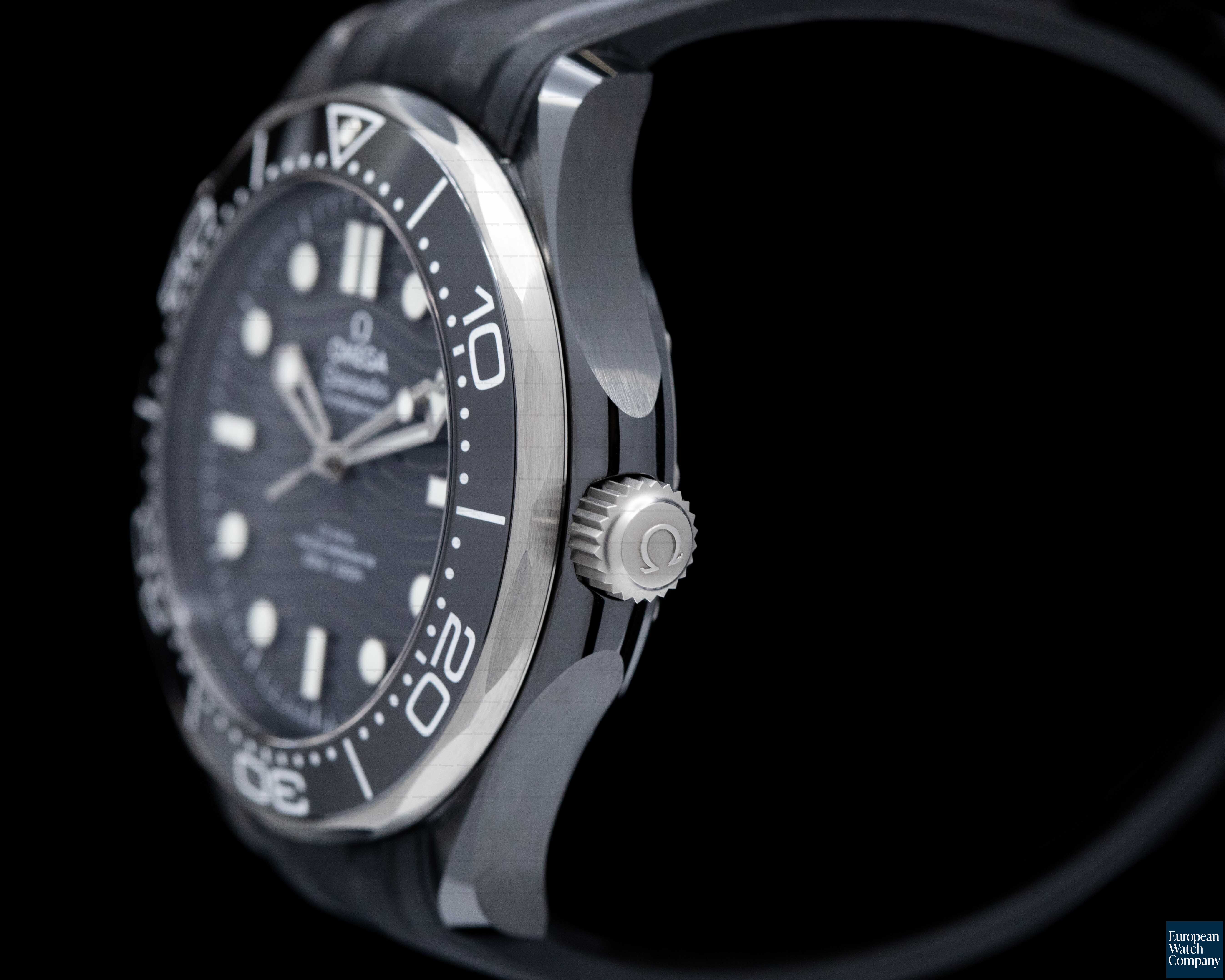 Omega Seamaster Diver 300M Co-Axial Master Chronometer Ceramic 2021 Ref. 210.92.44.20.01.001