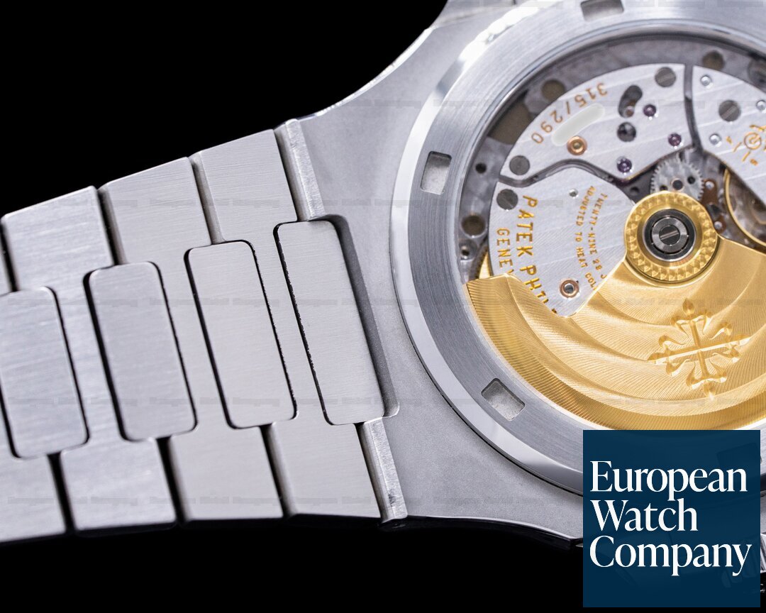 Patek Philippe Jumbo Nautilus 5711 Blue Dial SS EARLY EXAMPLE 2007 Ref. 5711/1A-001