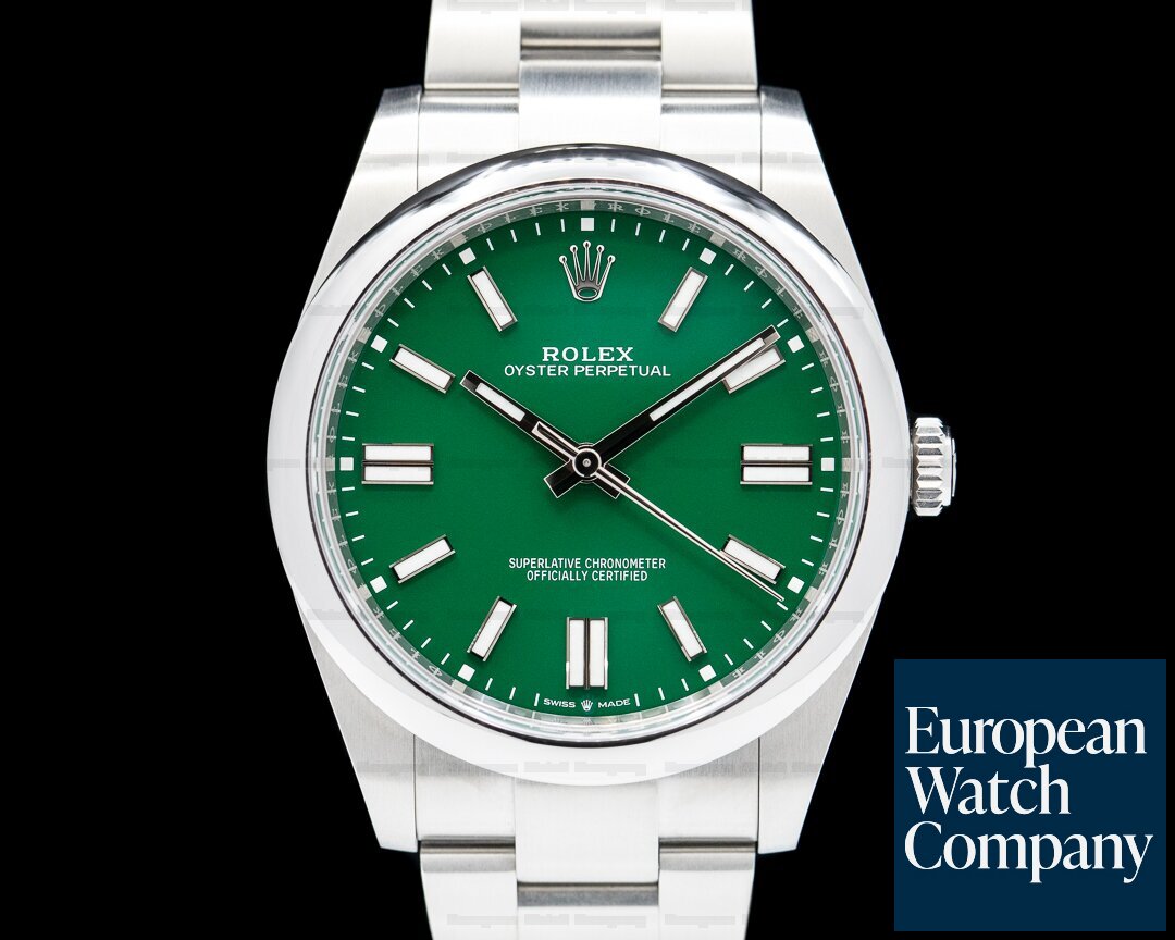 Rolex Oyster Perpetual 124300 41mm SS / Green Dial UNWORN Ref. 124300