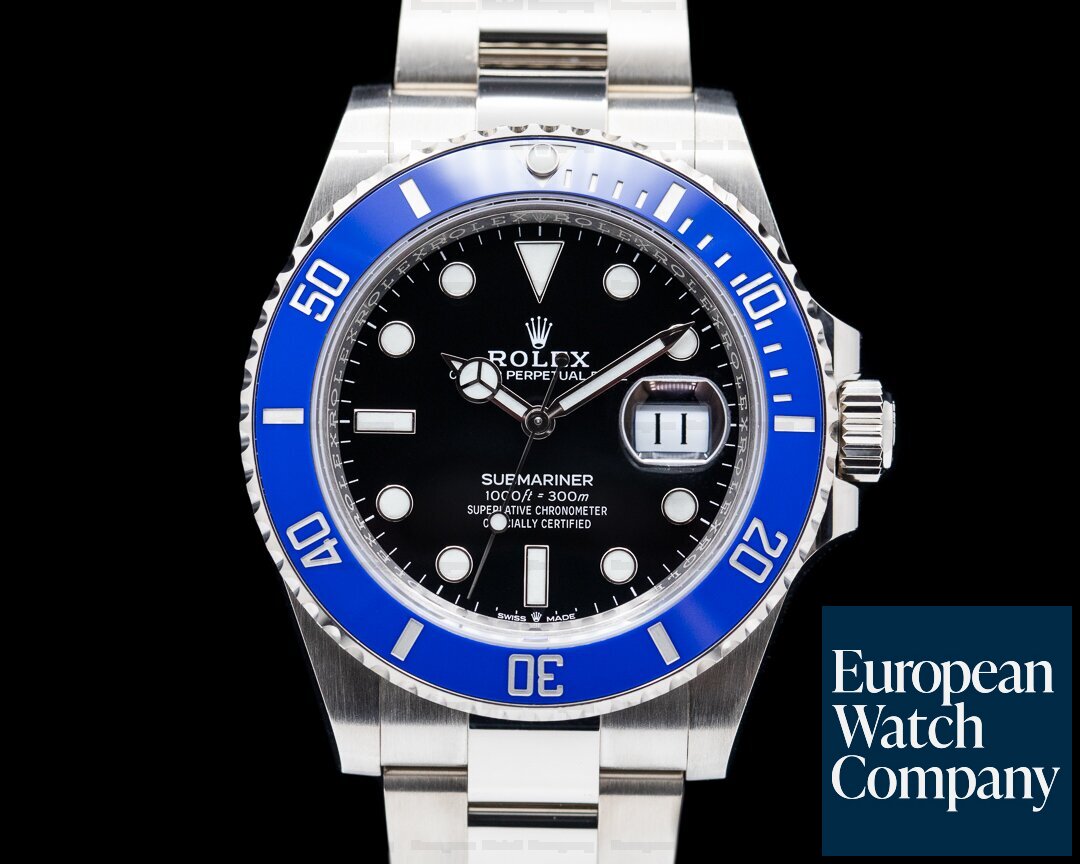 Rolex Submariner Date, Steel and 18kt Yellow Gold, Blue Dial and Bezel, 40mm