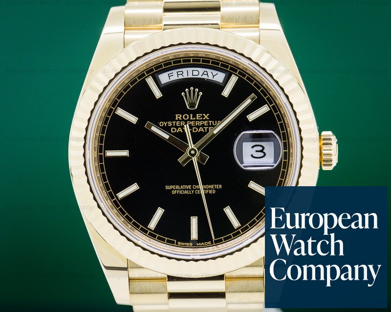 Rolex Day Date Presidential Black Dial / Yellow Gold 40MM Ref. 228238