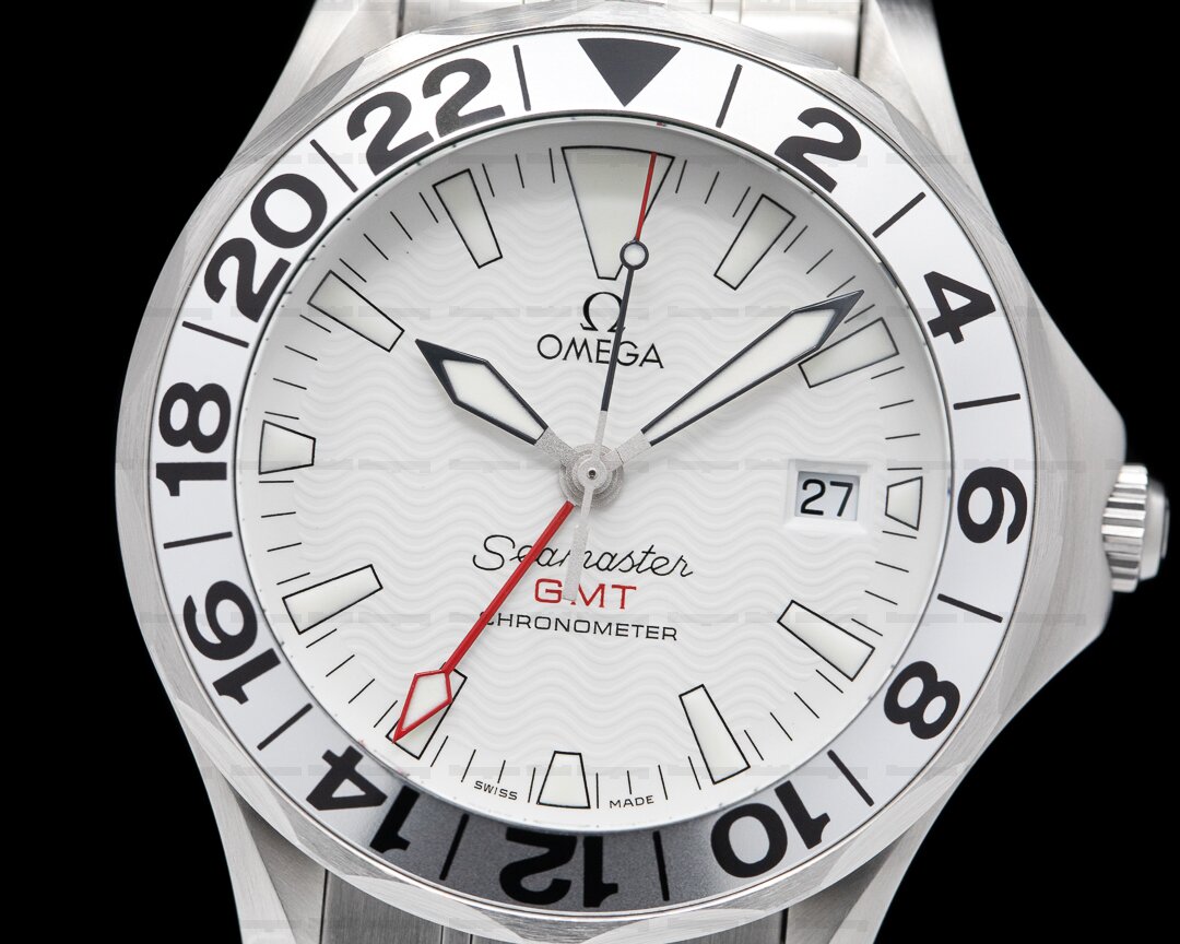 Omega Seamaster GMT White Dial Nice Full Set Ref. 2538.20
