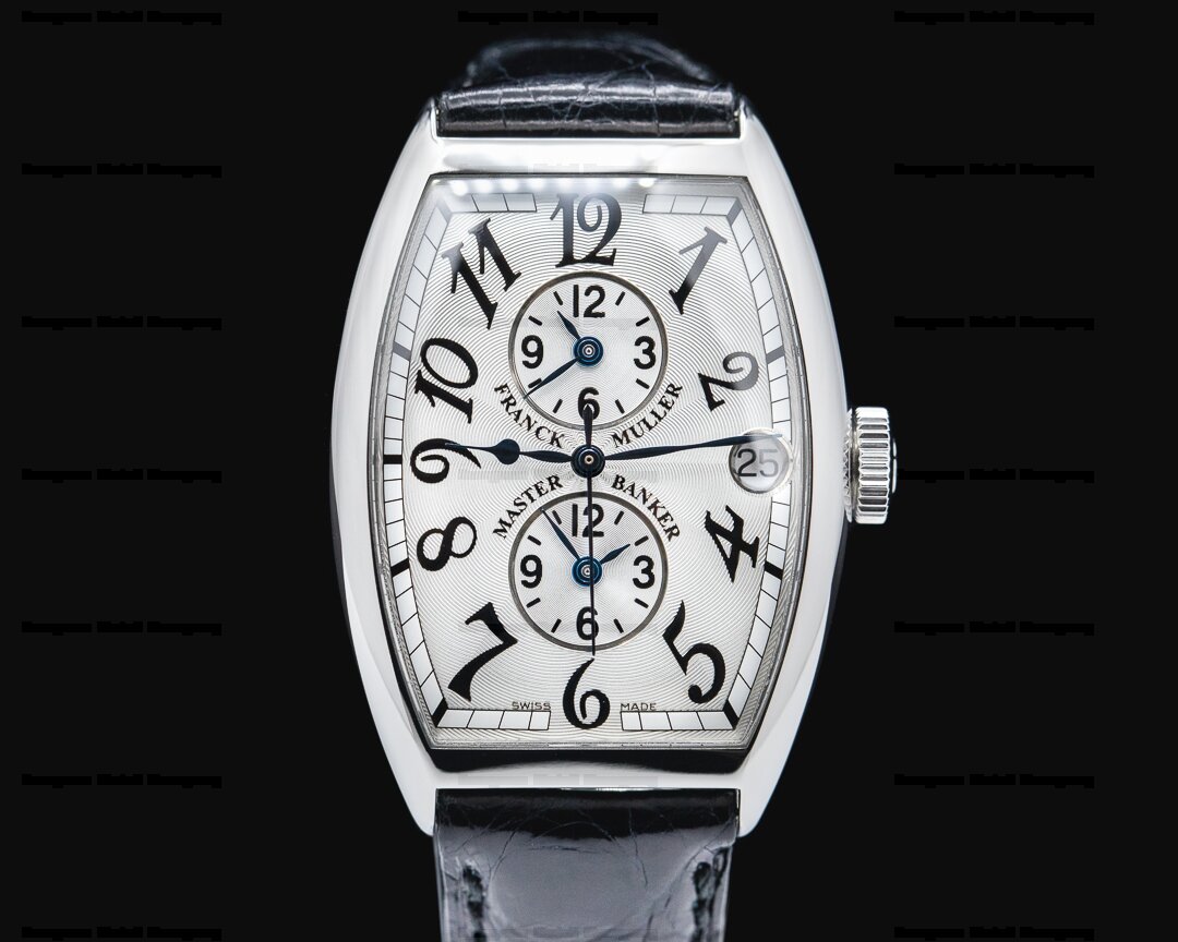 Arne Jacobsen Bankers Bangle Watch | Questo Design